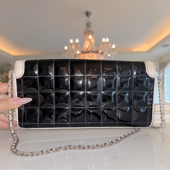 Chanel Vintage Chocolate Bag - Picture 7 of 8